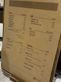 화성 감성카페, 아스타나