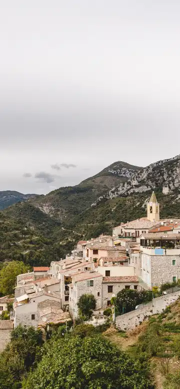 Hotels near Belle vue