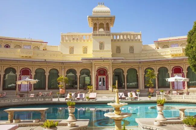 Hotels in Sawai Madhopur That Provide Airport Transfers