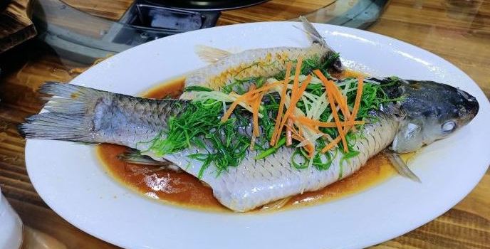 惠云峯食府·无花果浸鸡农家菜