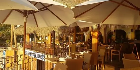 7 Seas Seafood Grille