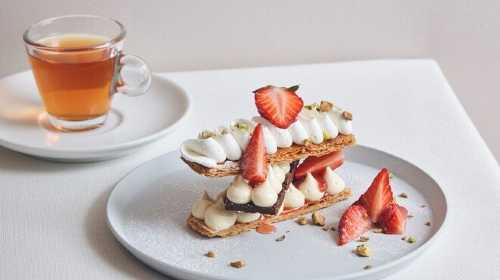 Cafe & Books Bibliotheque Tokyo Lumine Yurakucho