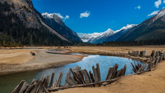 Xincuo Lake