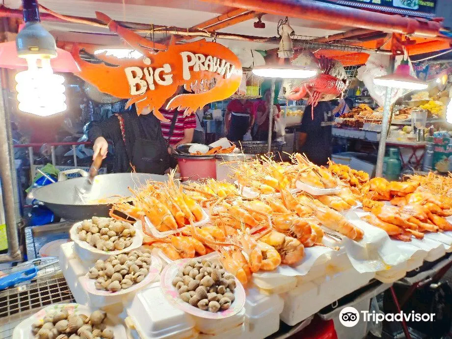 2_Hatyai Street stalls