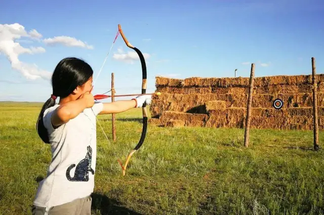 Archery in Qinghaihu