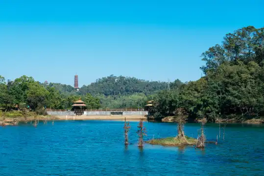 鄰近大雁山風景區的酒店