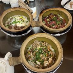 红星光发煲仔饭 User Photo