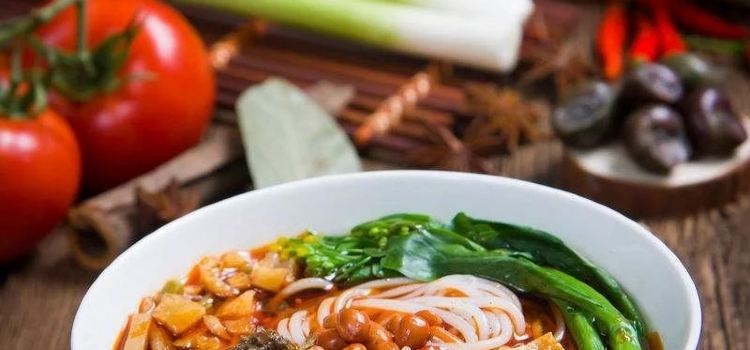Salam Noodles