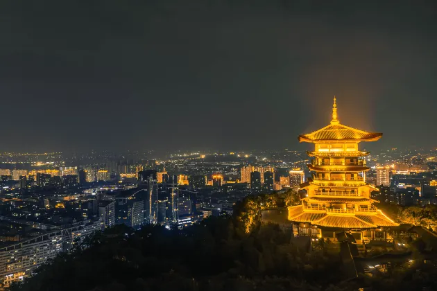 Hotels in Taizhou With Spas