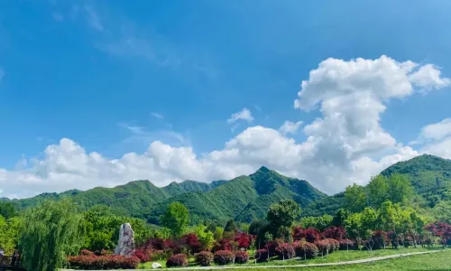 Qinling National Botanical Garden