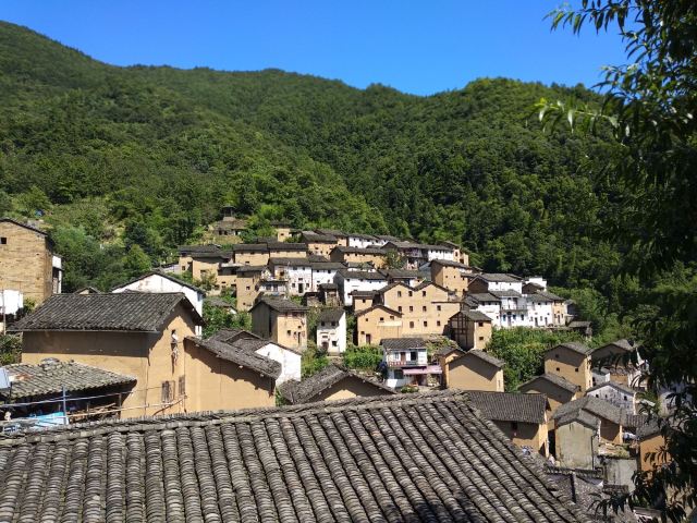 陽產土樓