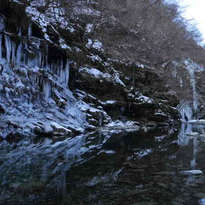 加治神社周辺のホテル