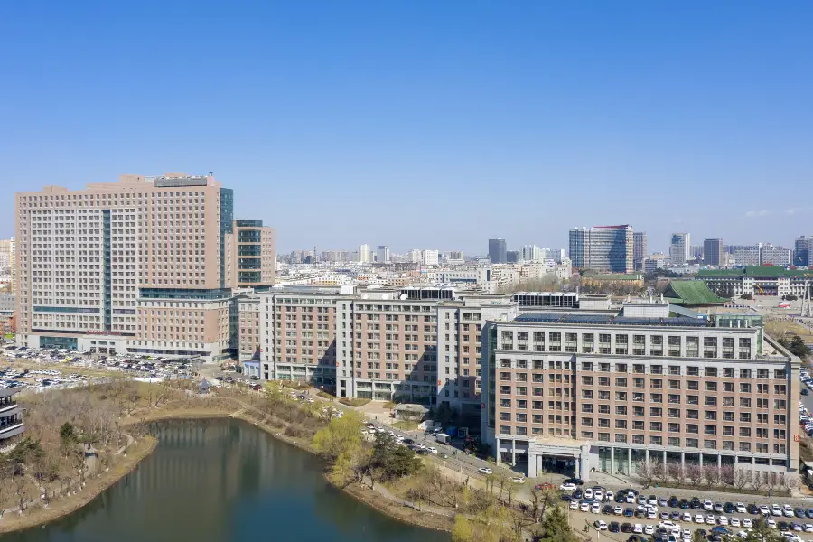 Chaoyang Park (North Gate)