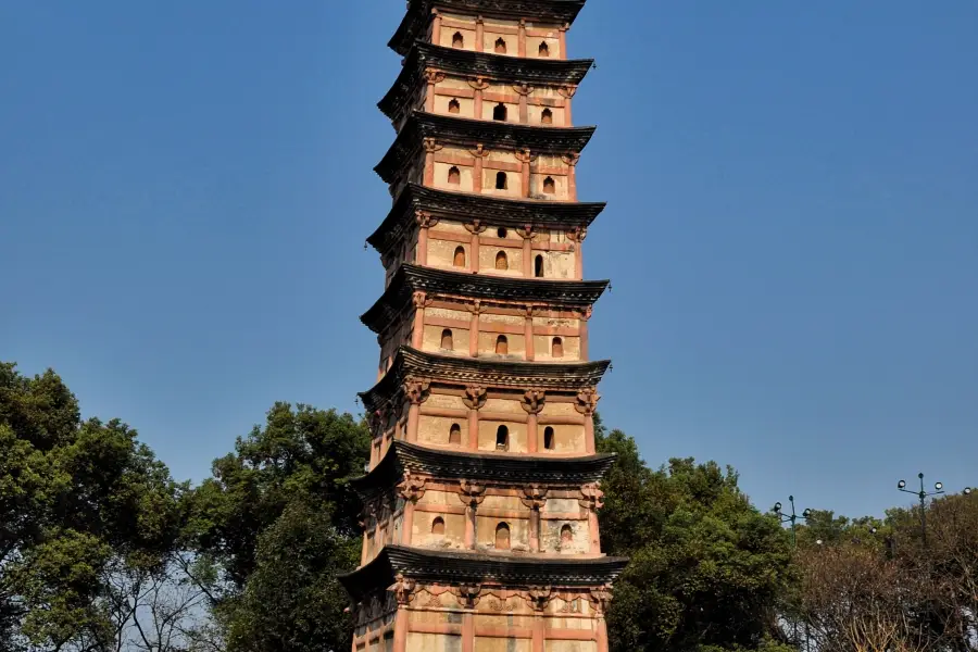 White Pagoda of Song Dynasty