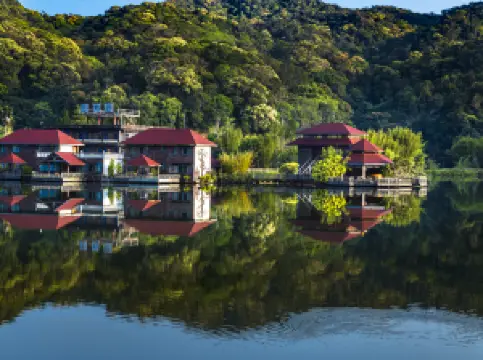 Jianfengling Heavenly Lake