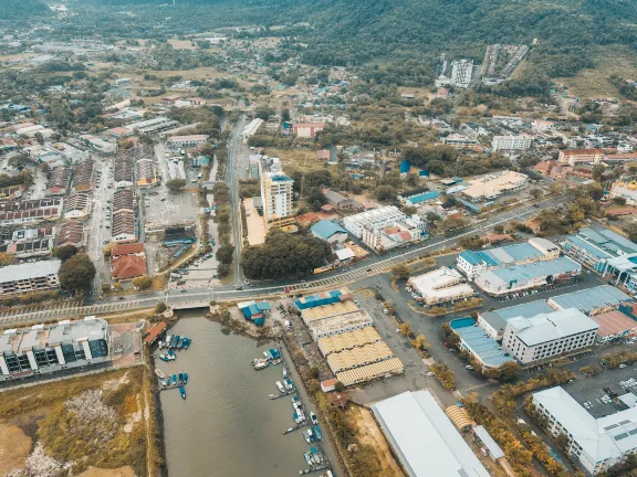 Hotels near Pasir Tengkorak Recreational Forest