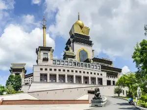 Chung Tai Chan Monastery