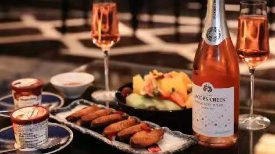 南宁龙光那莲豪华精选酒店·云霄酒廊·威士忌·鸡尾酒吧