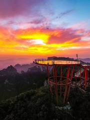 ZhangJiaJie Qixing Mountain Tourist Resort