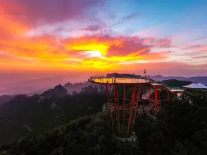 ZhangJiaJie Qixing Mountain Tourist Resort
