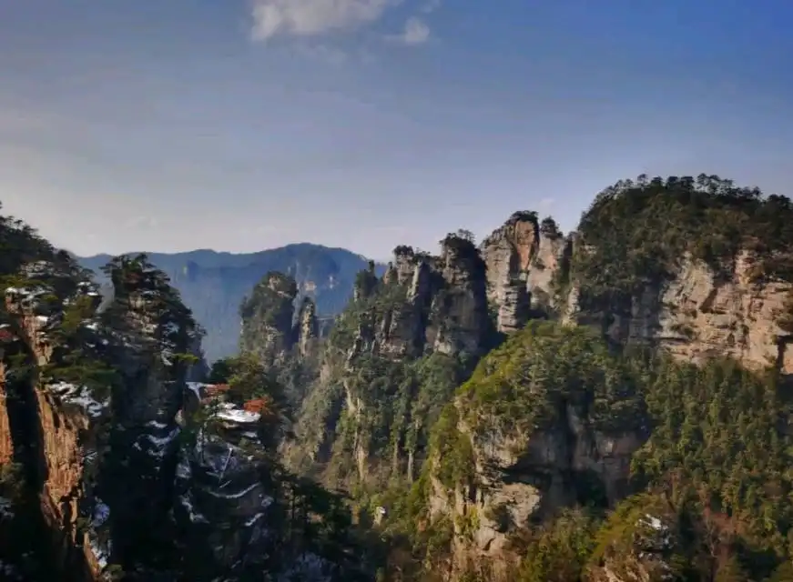 Hotels near Rainbow Pillars, Zhangjiajie Forest Park