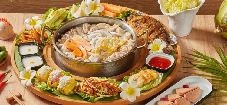 Chicken inside Coconut