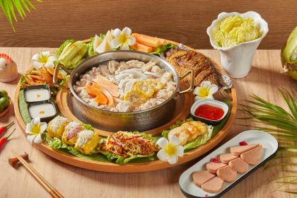 Chicken inside Coconut