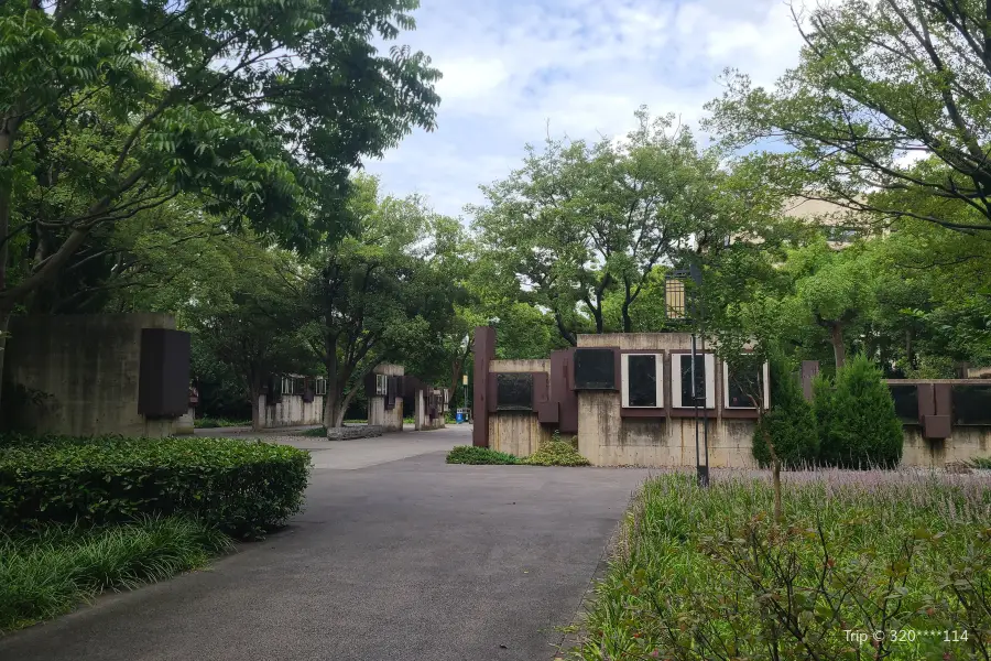 Baoshangu Chengqiang Ruins