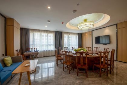 文旅凯都酒店(凯里市中心大十字店)·美食坊