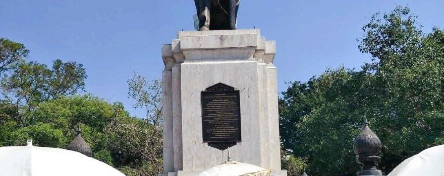 King Naresuan Monument, Don Chedi, Suphanburi