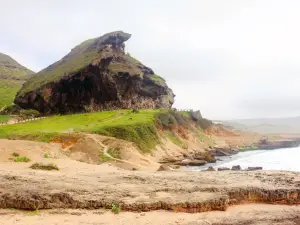 Marneef Cave and Blow Holes