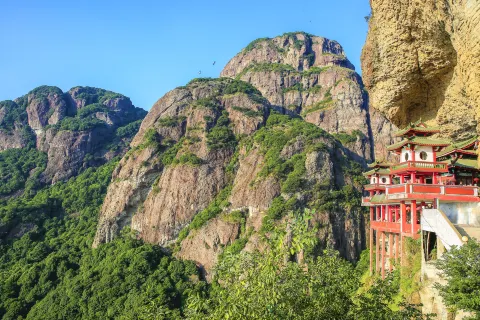 Lingtong Mountain