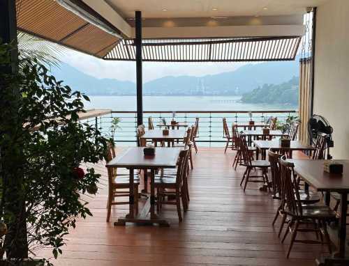 The Cozy cafe Phuket