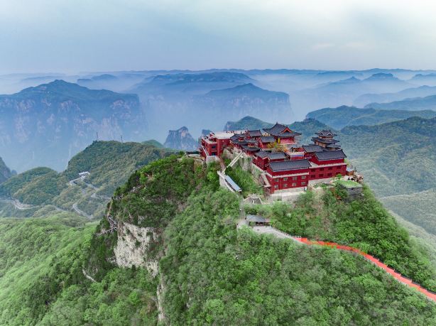 Zhuyu Peak