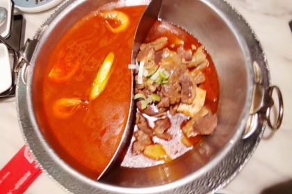 左庭右院鲜牛肉火锅(日月光店)