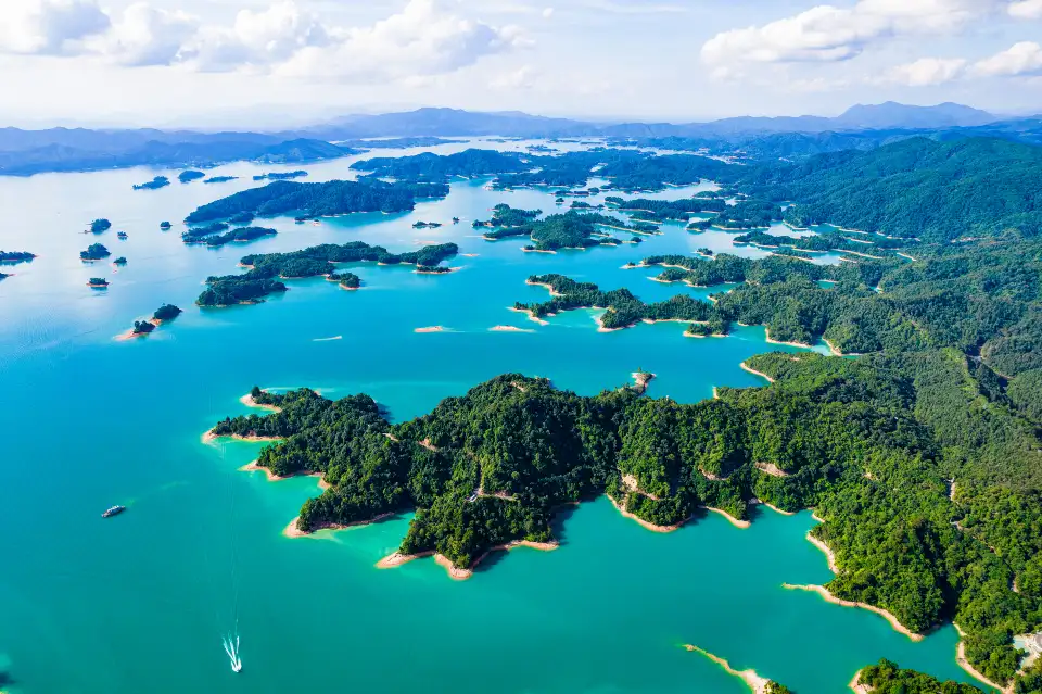1_Wanlu Lake Scenic Area