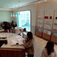 遊艇船倉式落地大玻璃維港景人氣咖啡館Cupping Room
