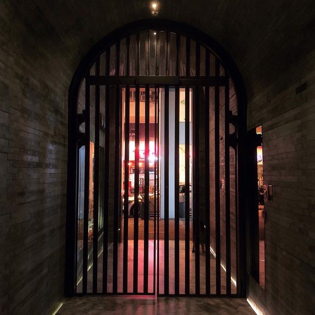 走進神秘國度 - TUVE 