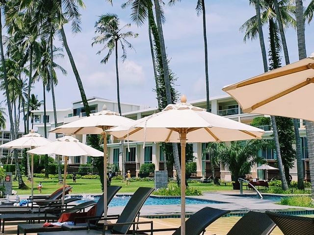 Relax, breathe unwind in paradise 