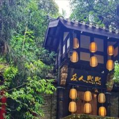 众人熙熙 User Photo
