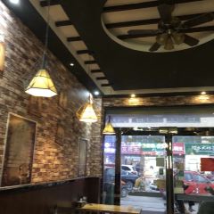 老管家吃个东西(后街店) User Photo