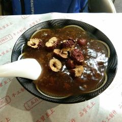 五月甜品(中山公园店) User Photo