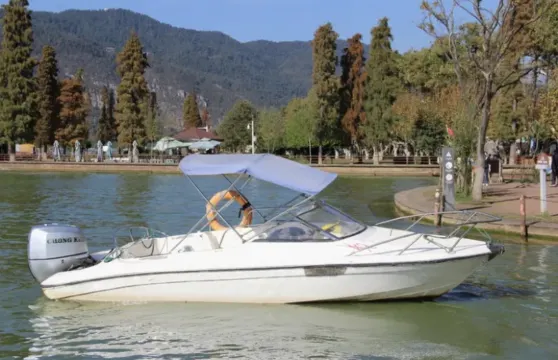 海埂公園鑫燦遊艇碼頭船票（豪華遊船／快艇／休閒遊船 3選1）2人
