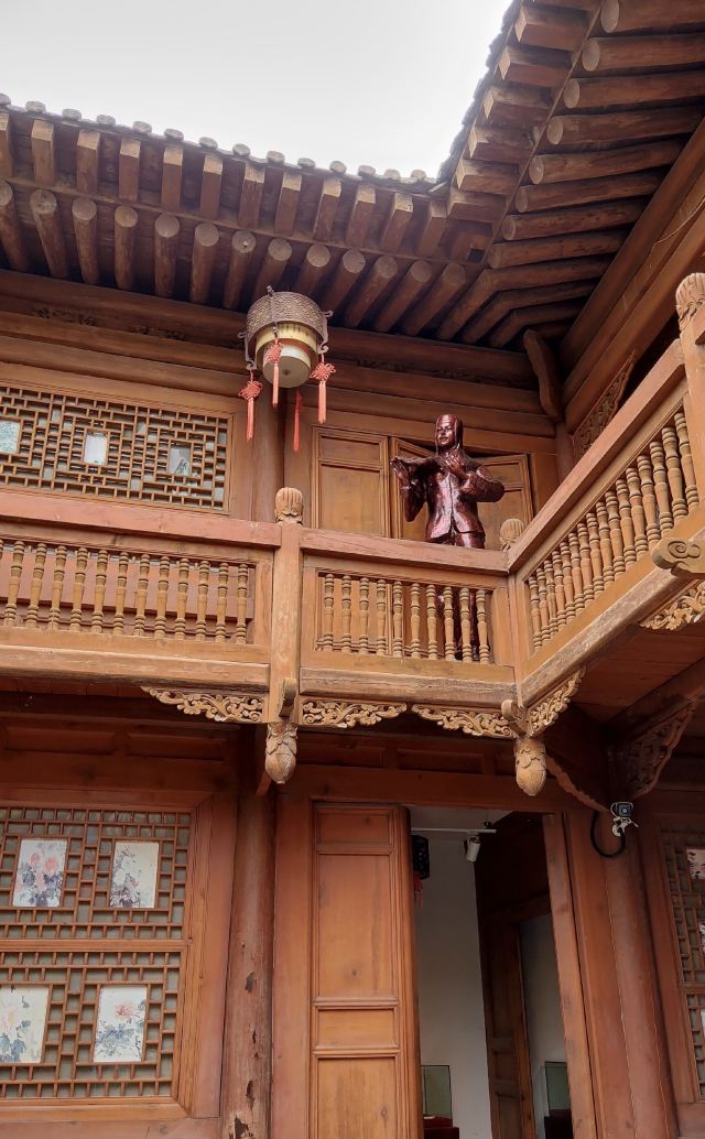 八坊十三巷