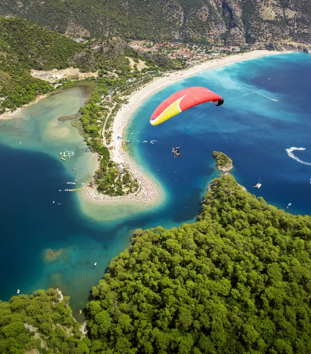 Paragliding experience in Fethiye