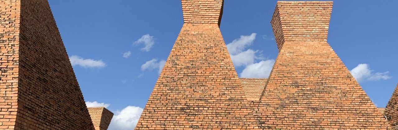 霸王牛肉美食馆(湖滨路店)