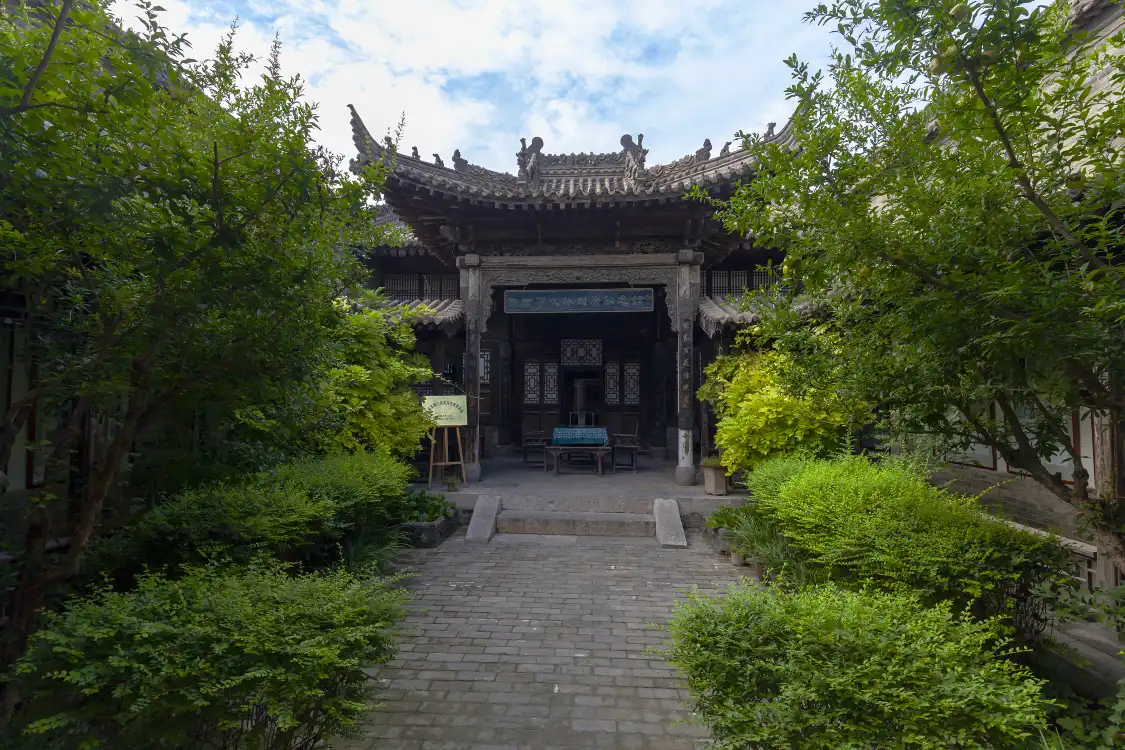 Hotels near Shaanxi Pucheng Linzexu Memorial Hall