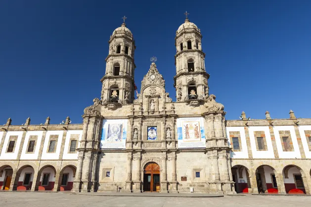 鄰近Guadalajara Cathedral的酒店