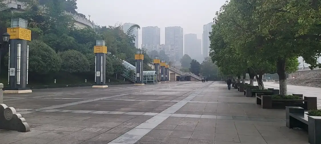 Hotels near Qujiang Park