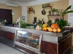 Restaurante-Guachinche "Vi La Flor De Chasna"